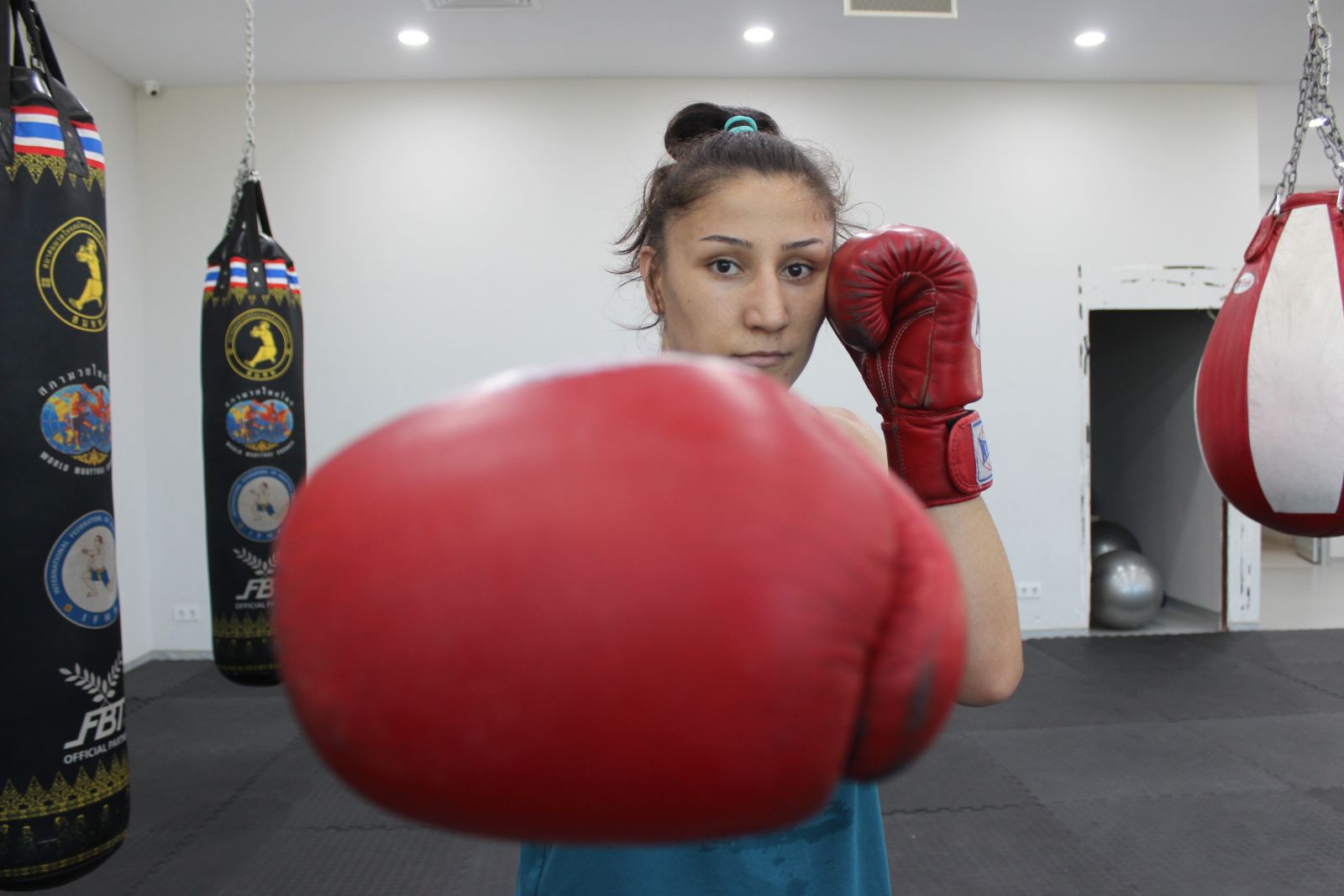 Doktoru 'bırak' dedi! O çatlak parmağıyla dünya şampiyonu oldu