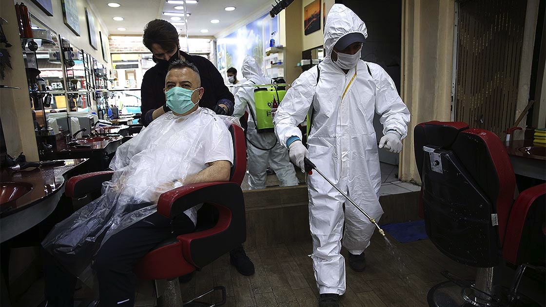 Berberler 50 gün sonra ilk müşterilerini almaya başladı