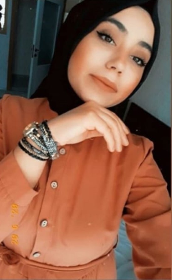 YKS'den kötü sonuç alan 18 yaşındaki Berfin'in intihar ettiği iddiası! YKS'den kötü sonuç alan 18 yaşındaki Berfin'in intihar ettiği iddiası!