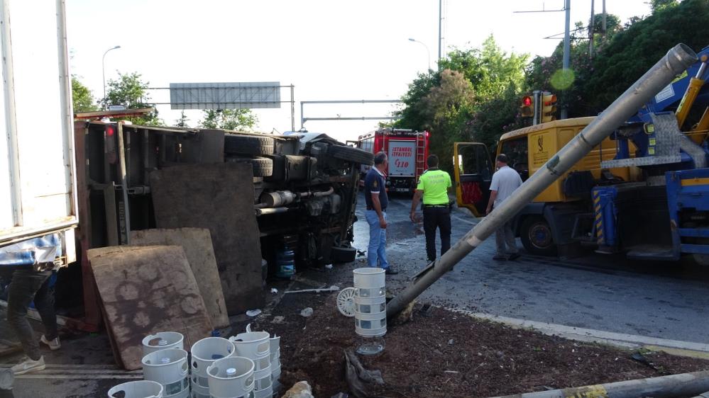 Beykoz'da feci kaza! 1 aylık bebek dahil 4 yaralı