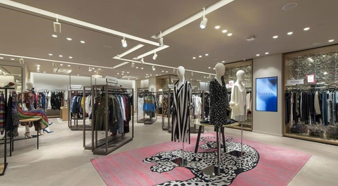 Boyner Holding ve Mayhoola ortaklığında yeni yapılanma! Beymen'in yüzde 97'si Katarlı yatırım fonuna geçti Boyner Holding ve Mayhoola ortaklığında yeni yapılanma! Beymen'in yüzde 97'si Katarlı yatırım fonuna geçti