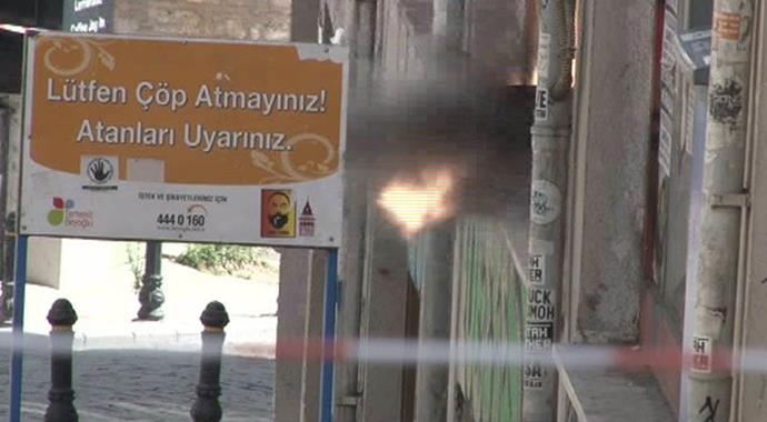 Beyoğlu'nda şüpheli çanta paniği