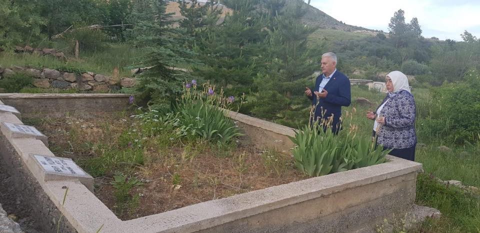 Binali Yıldırım memleketi Erzincan’da