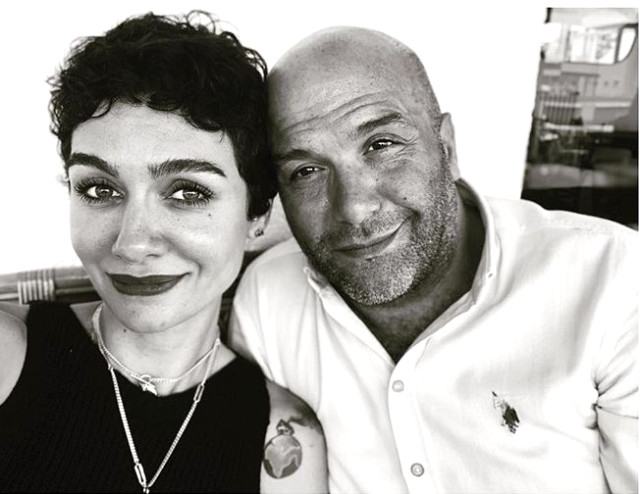 Birce Akalay imajını değiştirdi, yorum üstüne yorum yağıyor
