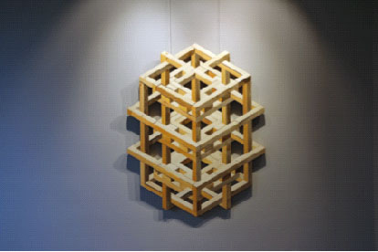 Orosz: Dünya da eserlerim gibi ‘kandırmacalı’