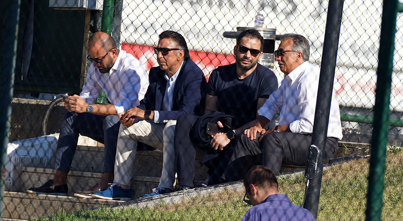 Valerien Ismael kararını verdi! Üçlü sistem ertelendi, dörtlüye devam...