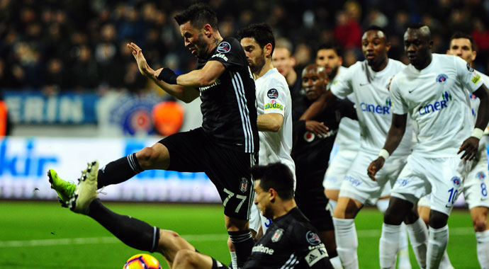 Beşiktaş, Kasımpaşa deplasmanında kayıp! (Kasımpaşa 4-1 Beşiktaş)