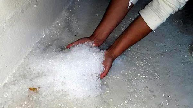 Bodrum'a fındık büyüklüğünde dolu yağdı