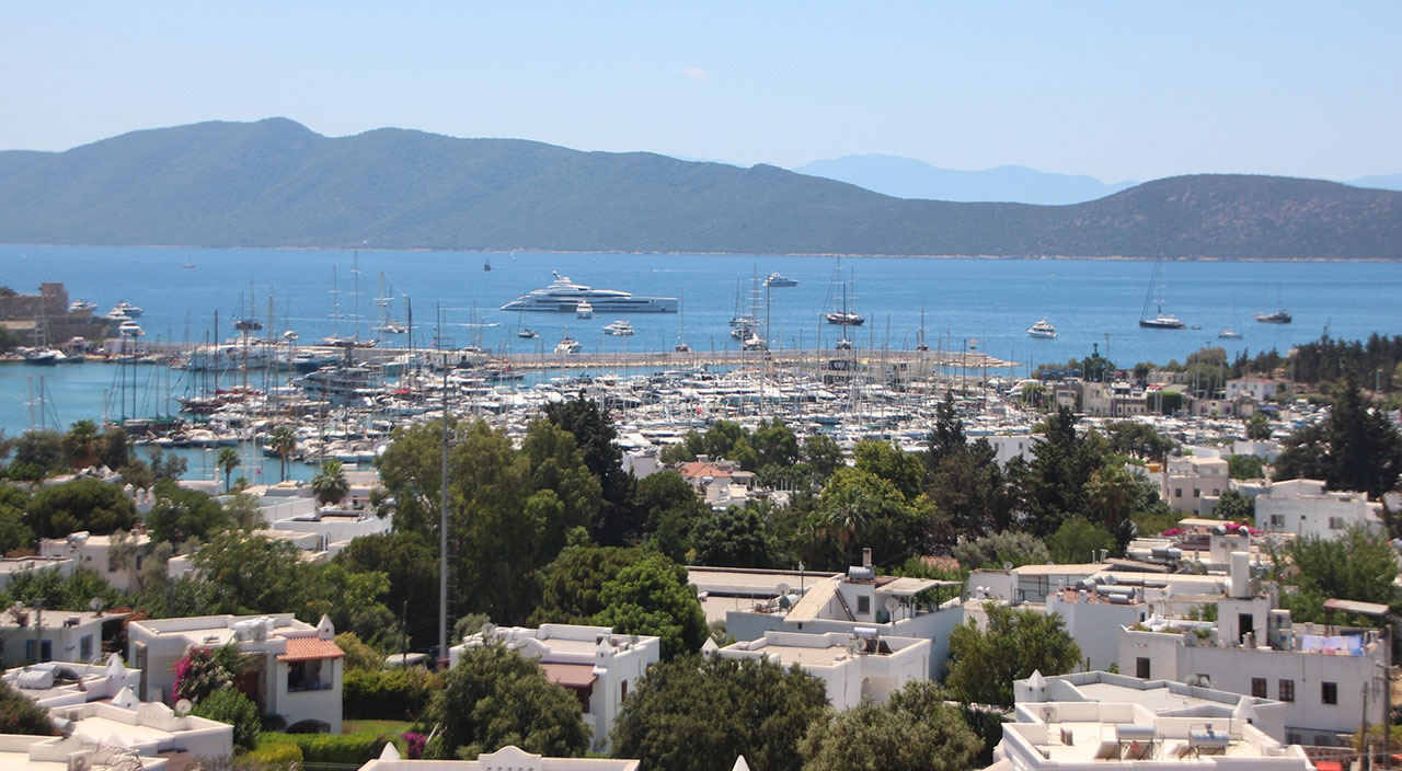 Haftalık kirasıyla dudak uçuklattı! Daha önce Bill Gates'in kullandığı süperyat yeniden Bodrum'da