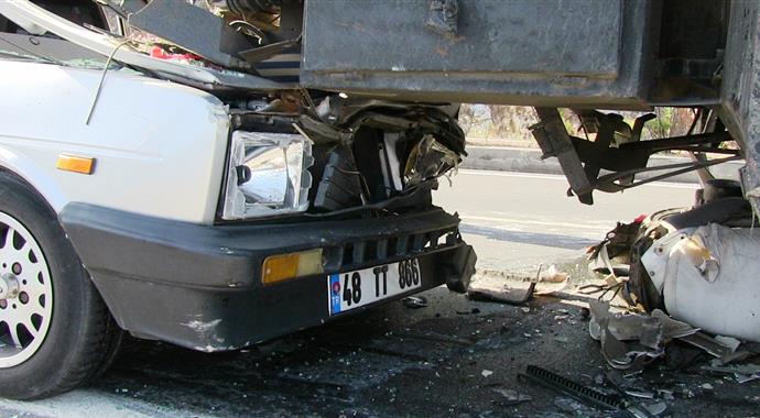 Bodrum’da 20 araç birbirine girdi: 5 yaralı