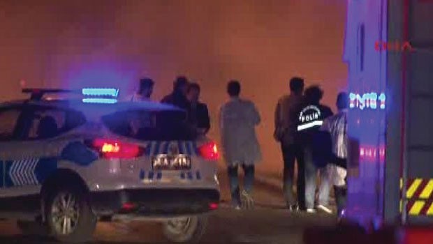 İstanbul'da şüpheli paket fünyeyle patlatıldı