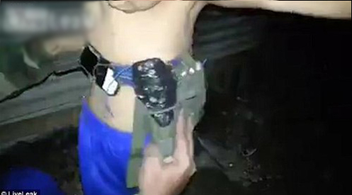 DEAŞ 7 yaşındaki çocuğa bomba giydirdi