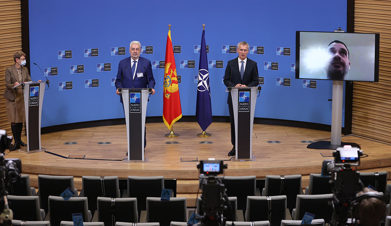 Bosna'nın birliğine NATO'dan tam destek