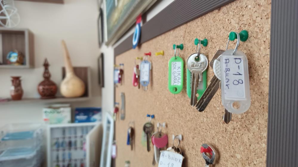 63 dairesi olan Boztepe'nin kiracı şartları isyan ettirdi