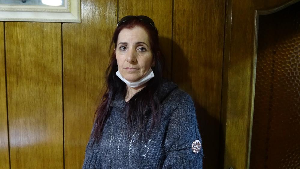 'Boşandım' diye davul zurna çaldırdı, şimdi de uzaklaştırma kararı aldırdı