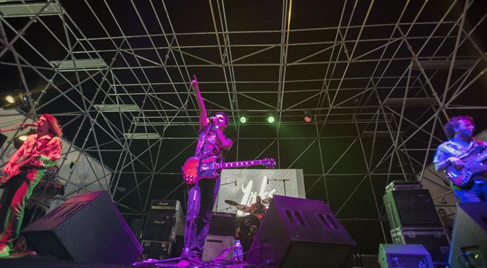 Zeytinli Rock Festivali 200 bin kişiyi ağırladı