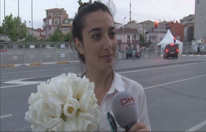 Sümeyye Erdoğan'ın gelin buketini bakın kim kaptı