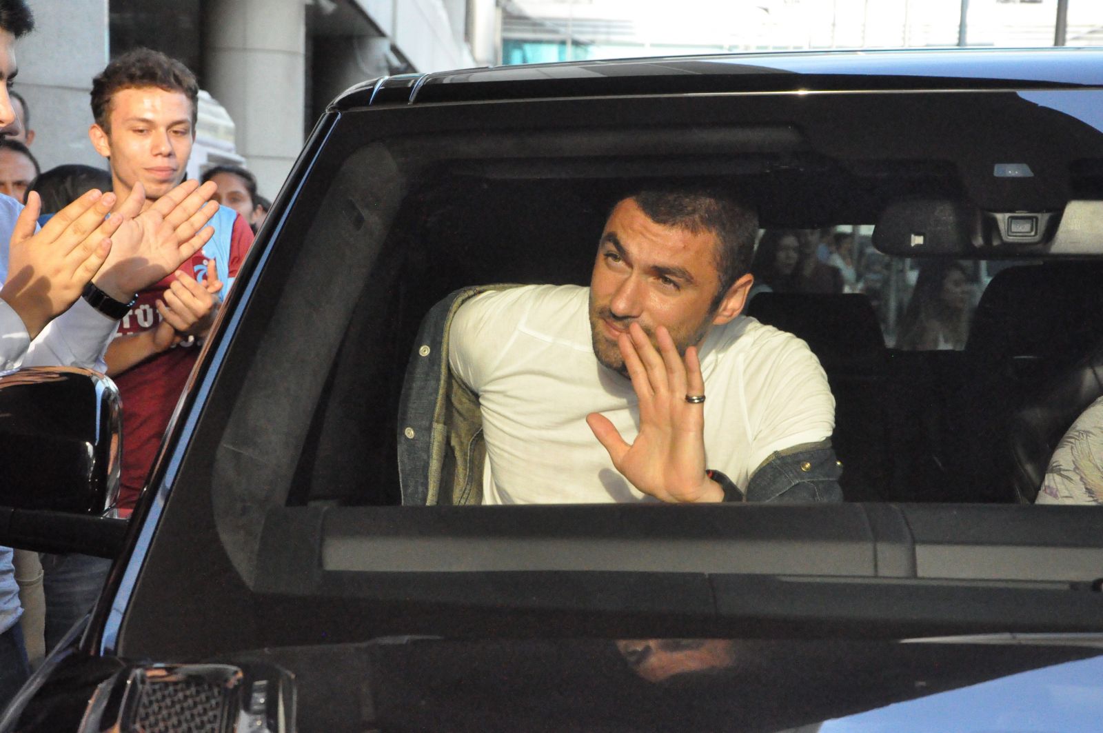 Burak Yılmaz İstanbul’a geldi