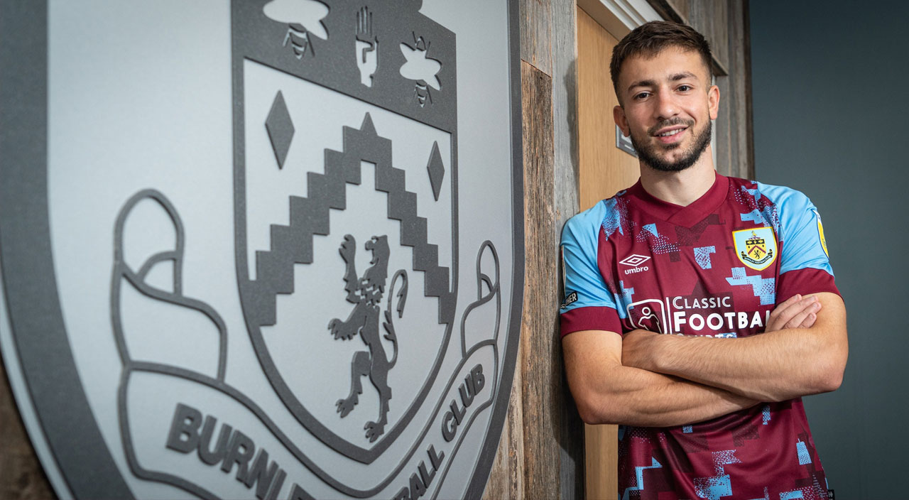 Halil Dervişoğlu Burnley'e kiralandı! Milli futbolcudan Süper Lig'e veda