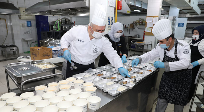 Bursa Büyükşehir Belediye Başkanı Aktaş: Türkiye gazetesi ilkelerinden taviz vermedi