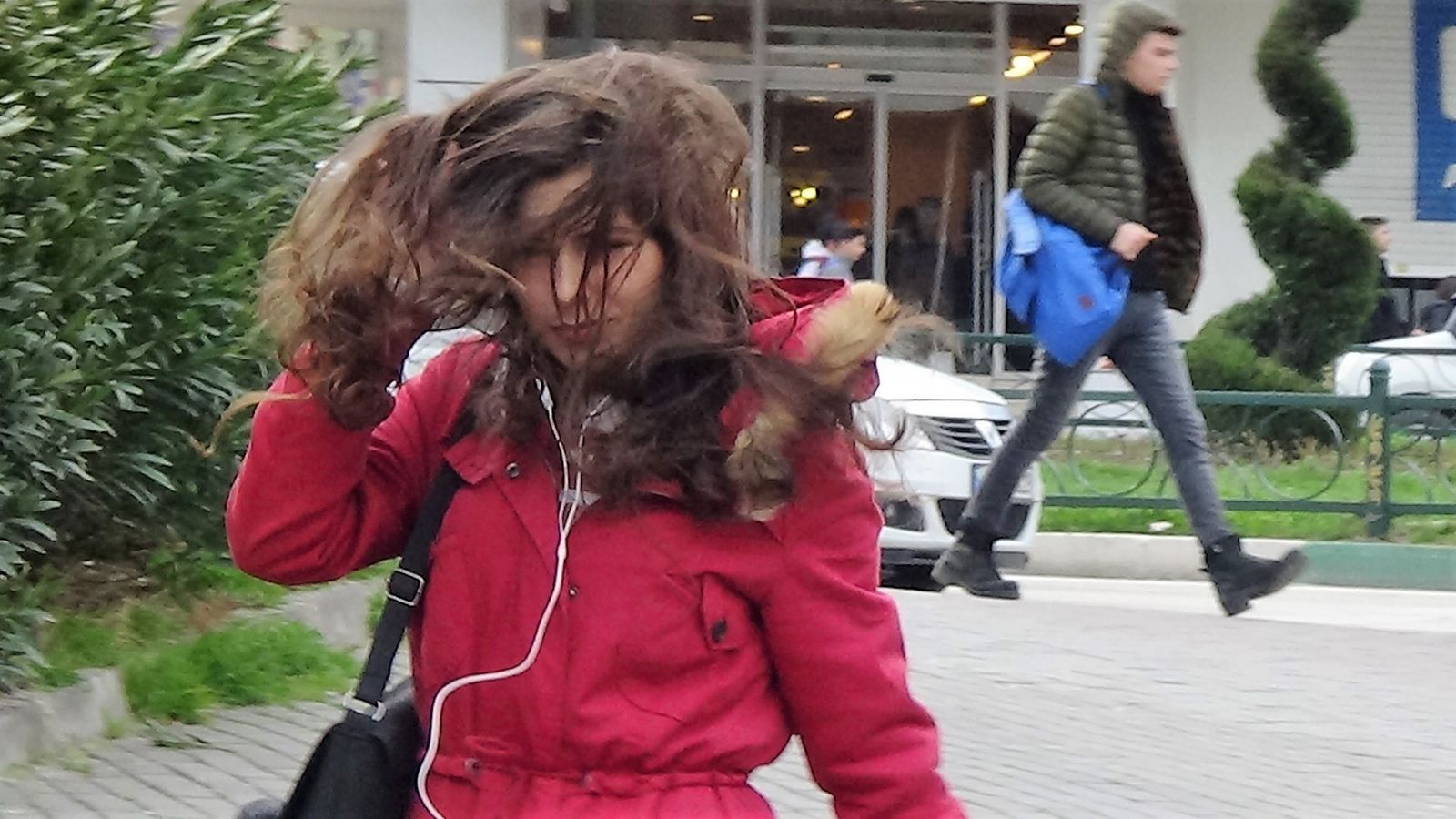 Bursa'da lodos vatandaşlara zor anlar yaşattı