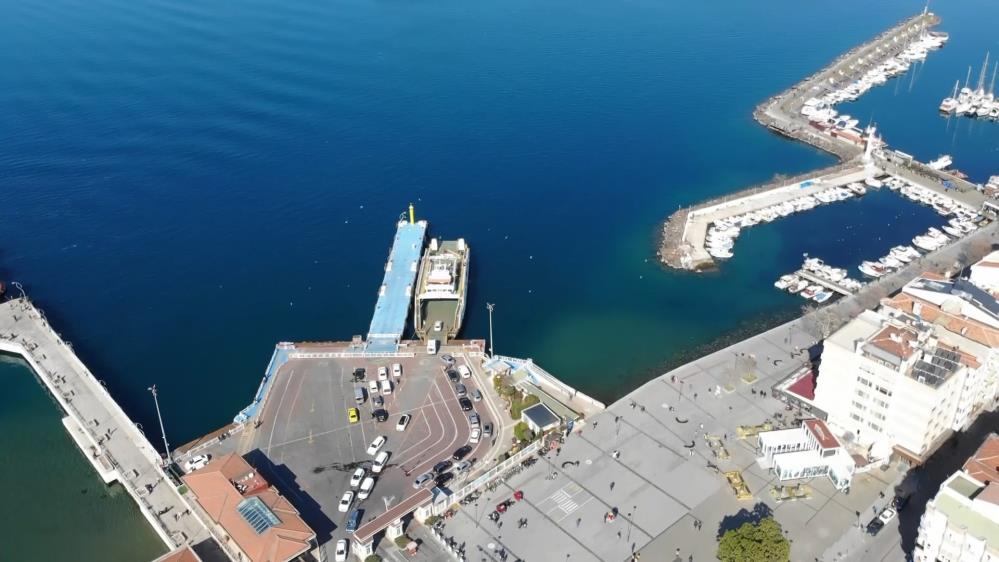 Seferler artırıldı, Bozcada ve Gökçeada'ya yoğun ilgi bekleniyor Seferler artırıldı, Bozcada ve Gökçeada'ya yoğun ilgi bekleniyor