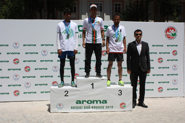 9. Aroma Akseki Dağ Koşusu nefes kesti