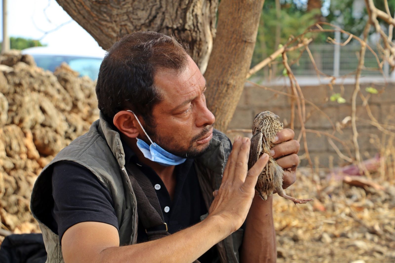 Yanan evine değil telef olan bıldırcınları için gözyaşı dökmüştü... Sevindiren gelişme