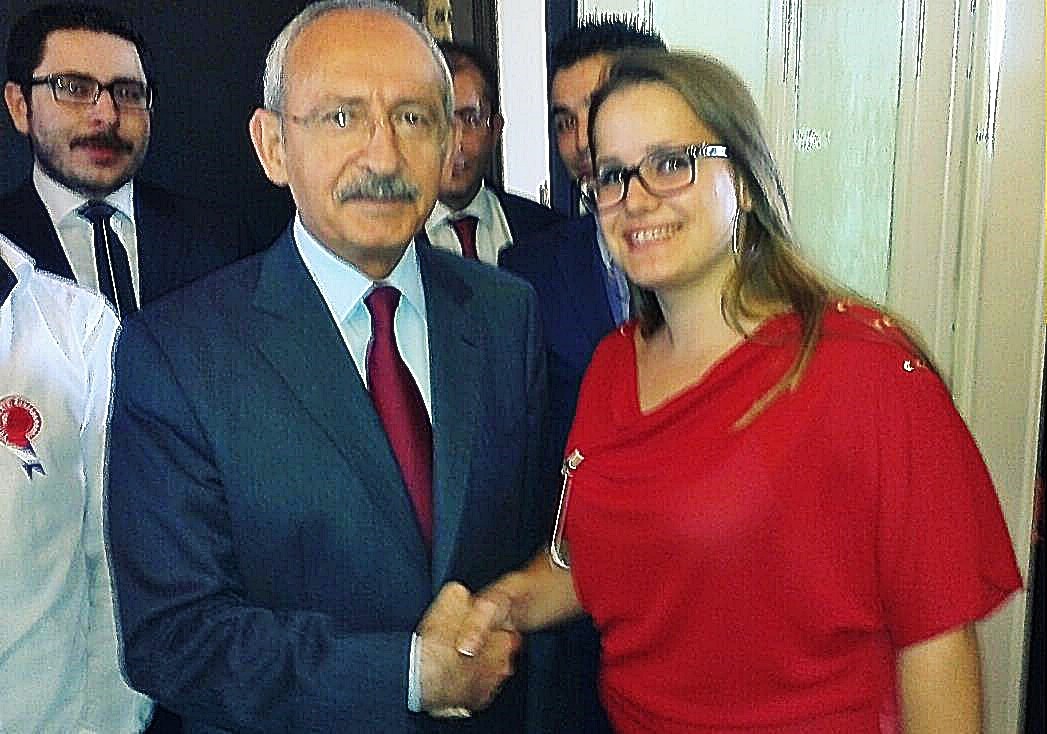 CHP İzmir’de beklenmeyen istifa