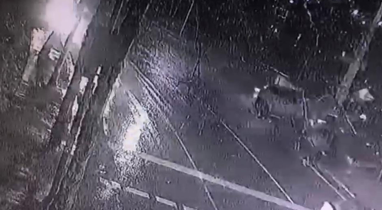 İstanbul’da feci kaza: 1'i ağır 4 yaralı