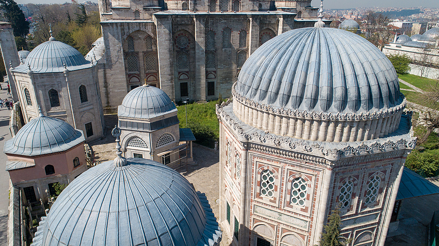 Eski İstanbul'un kalbi 'yeşil sütun'
