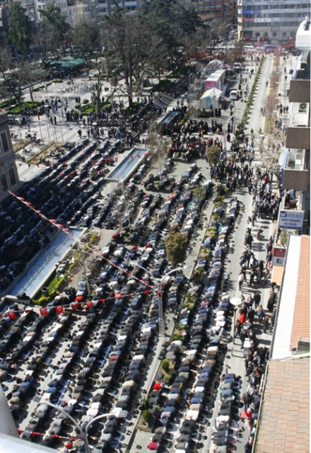 Ahmet Yaşar Hocaefendi ebediyete uğurlandı Ahmet Yaşar Hocaefendi ebediyete uğurlandı