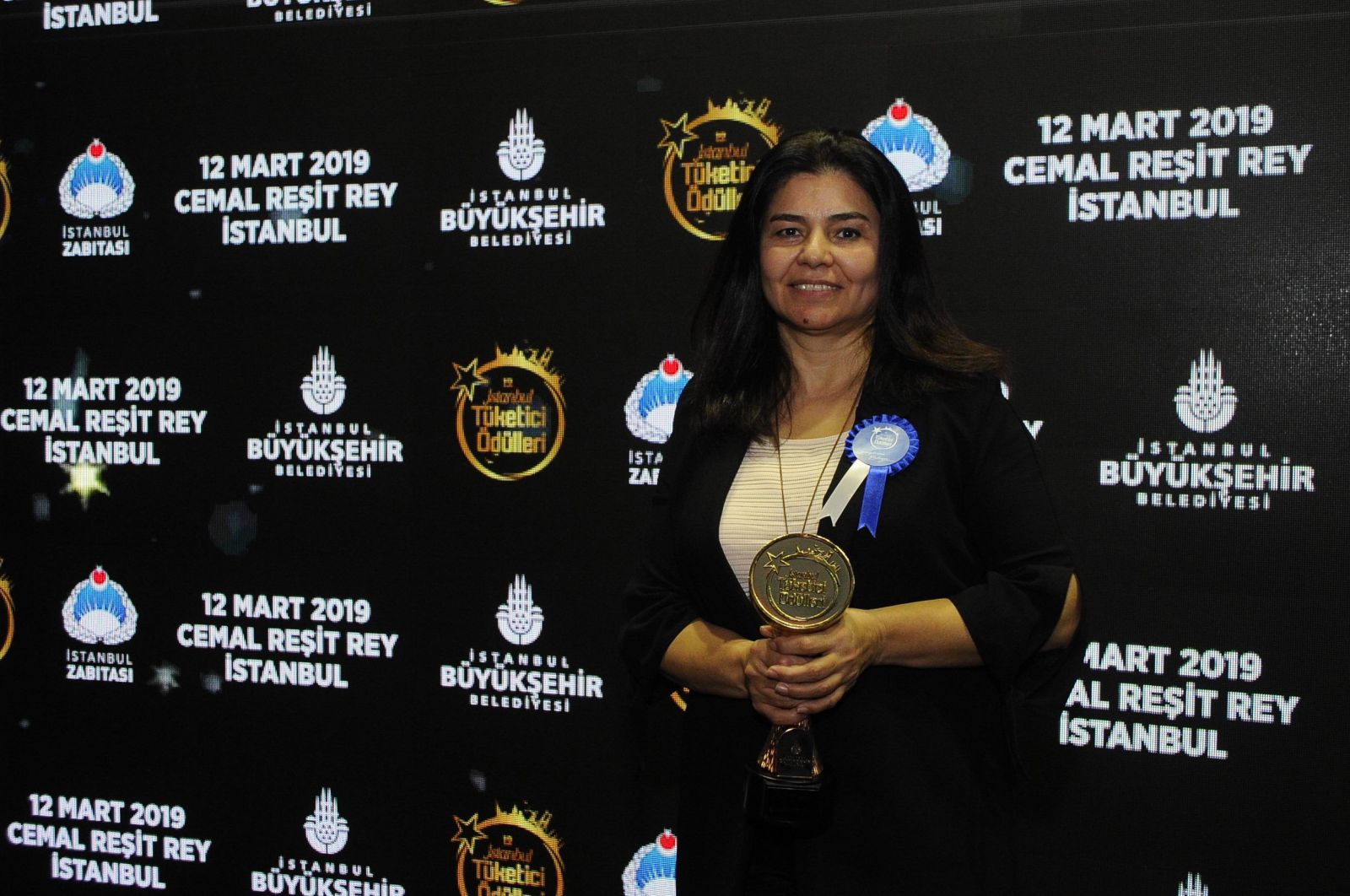 Gazetemize 'En iyi haber ve nitelikli haber dosyası' ödülü