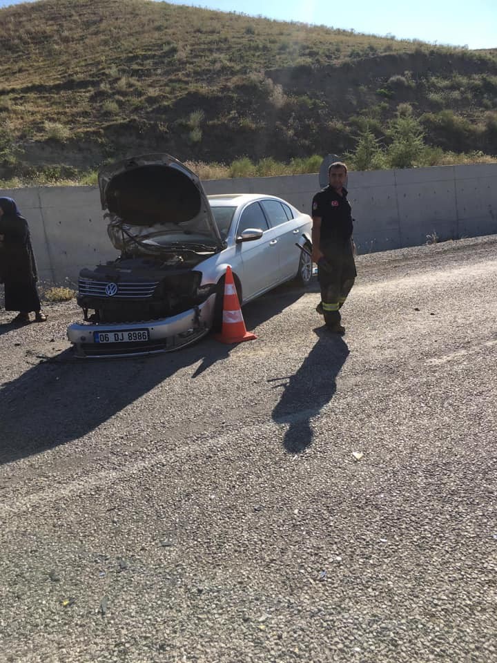 Çankırı'da iki otomobil çarpıştı: 2 ölü, 5 yaralı