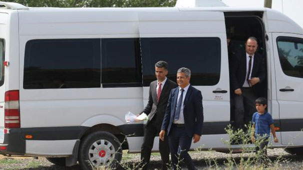 Çobanlık yapan iki kardeşe merada güzel sürpriz