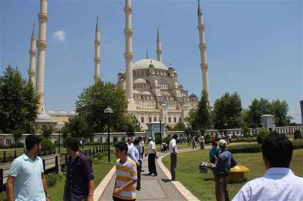 Camiyi karıştıran sahte 'canlı bomba' bakın kim çıktı?