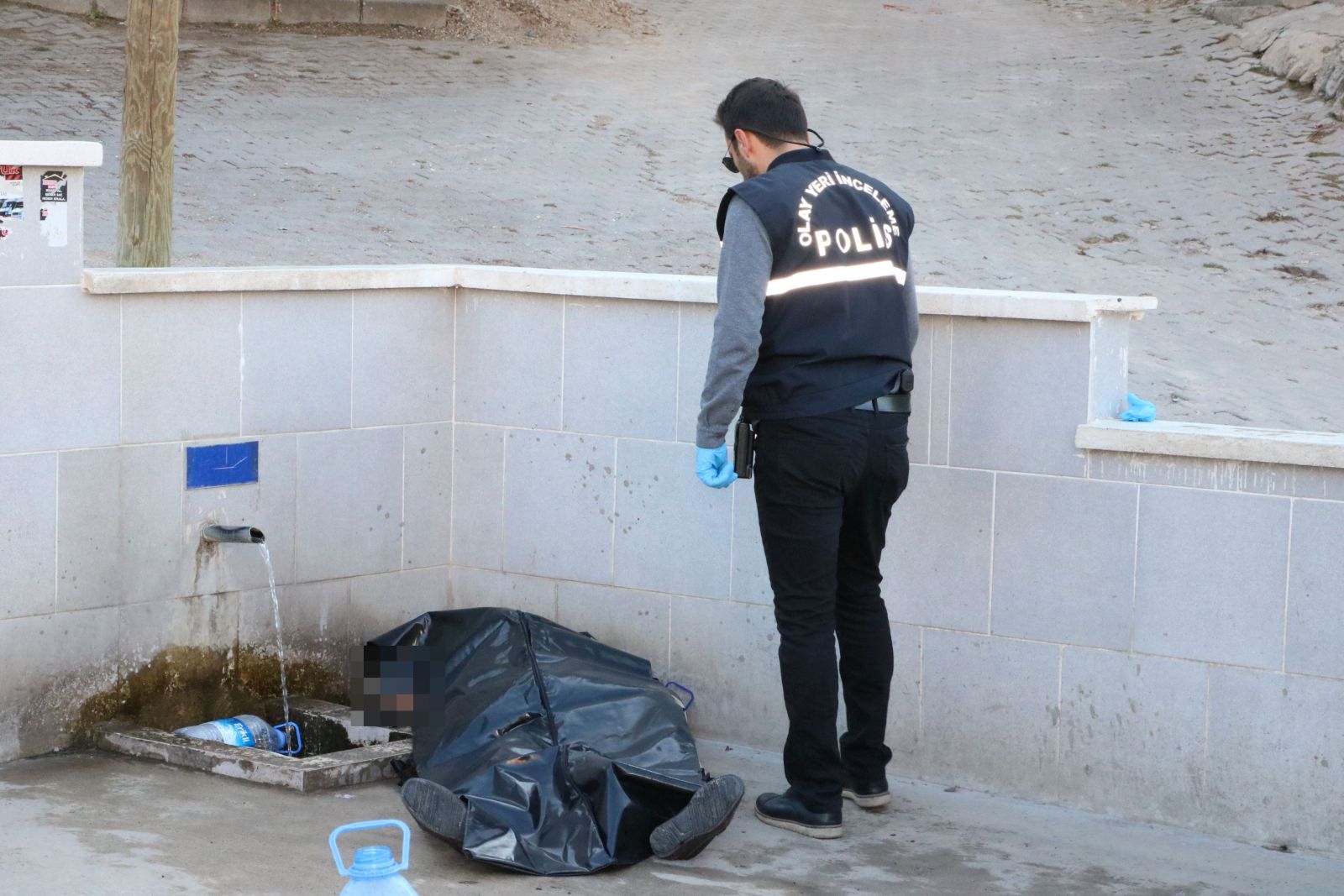 Çeşme başında bu halde ölü bulundu!