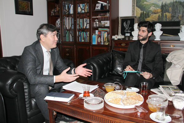 'Kürşad filmini birlikte çekelim'