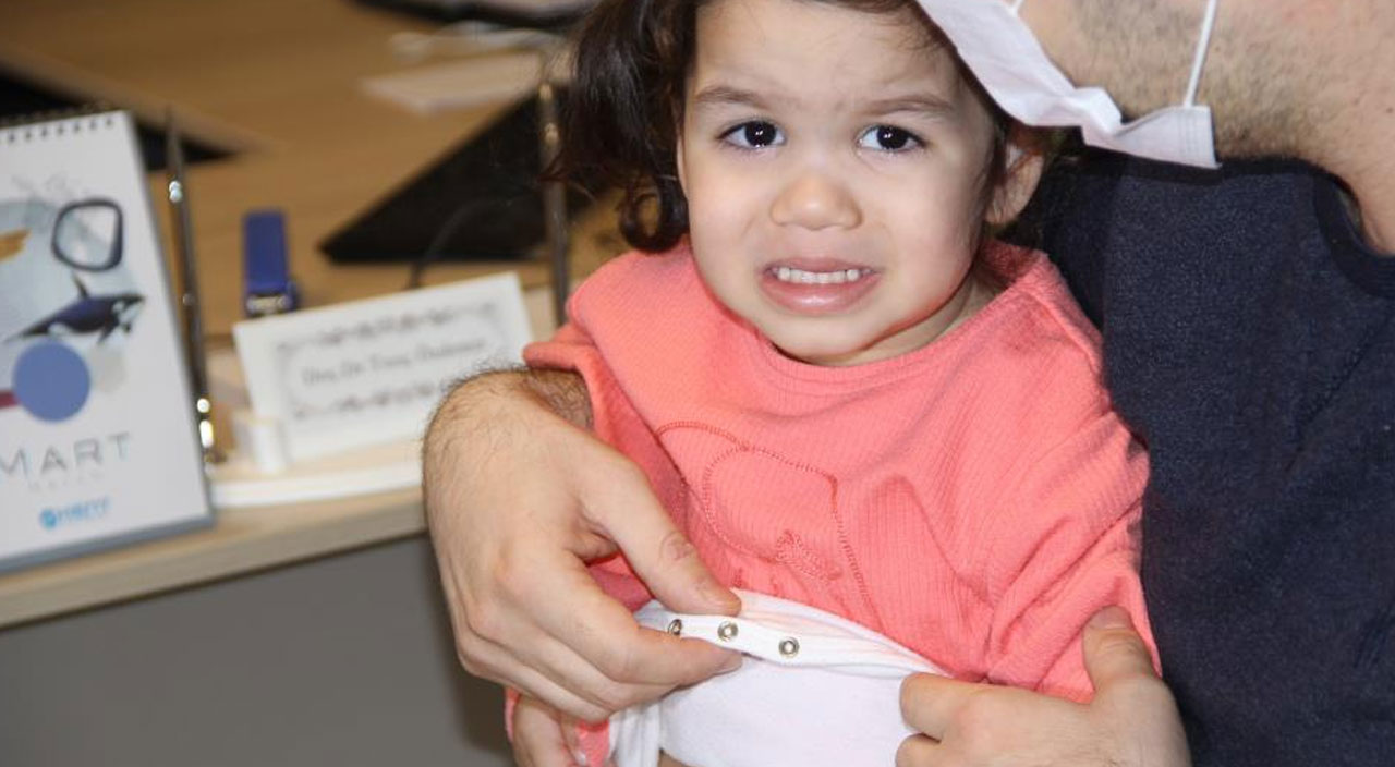 Anne babalar dikkat: Karın ağrısı diye gitti, midesinden mıknatıslı oyuncak çıktı