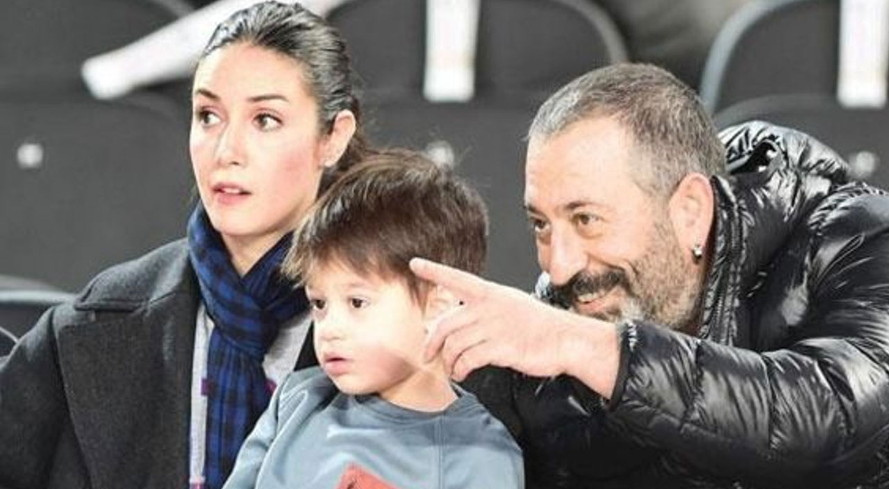Cem Yılmaz’ın oğlu büyüdü, galadaki tarzı dikkat çekti