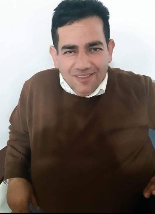 Cenaze cemaati köye sığmadı