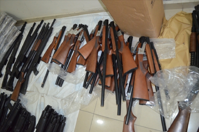 Yüksekova'da PKK'nın cephaneliğine operasyon