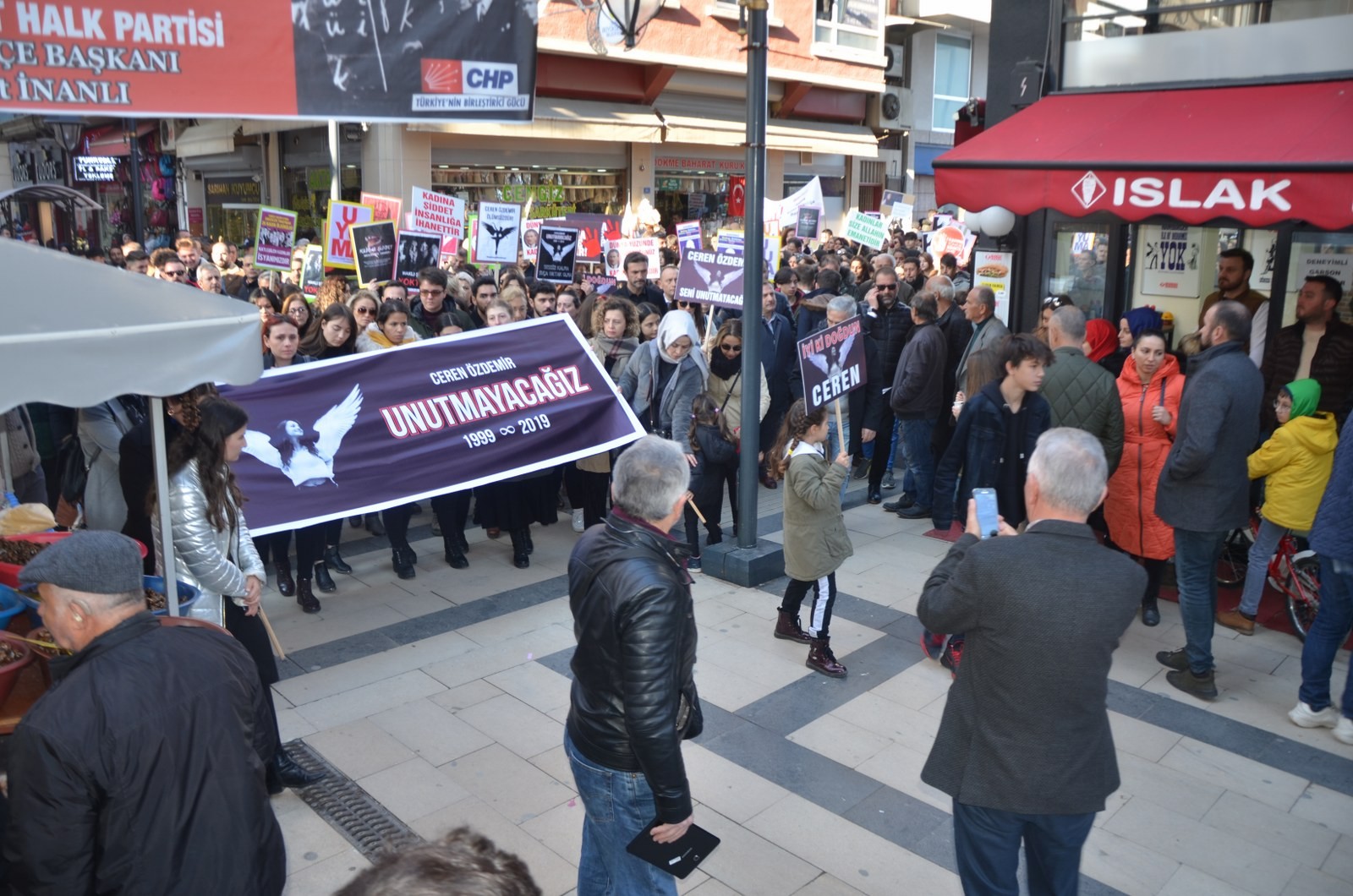 Ceren için Fatsa’da 3 bin kişi yürüdü