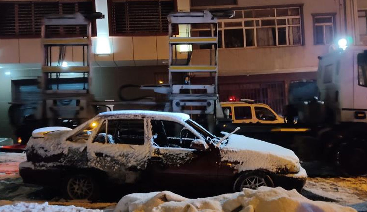 10 yıldır park halindeki araç yandı, içinden ceset çıktı