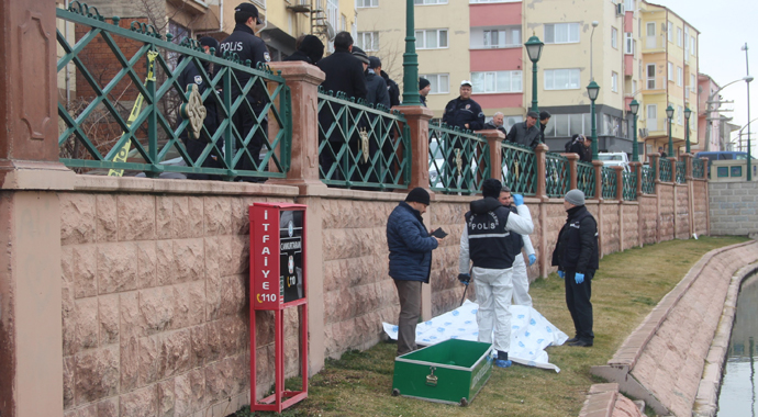 Porsuk Çayı'nda ceset bulundu
