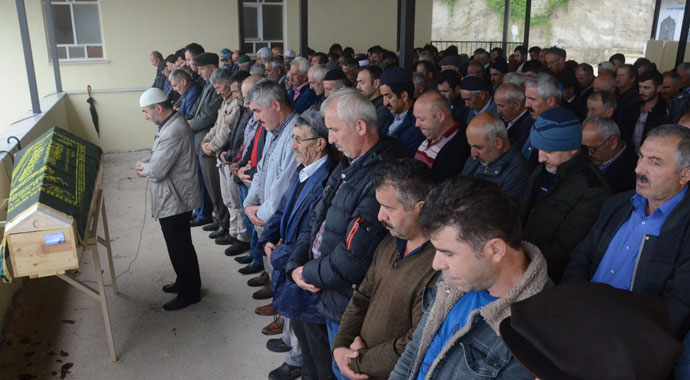 ‘Cici Baba’ 45 yıl önce ayrıldığı memleketinde toprağa verildi