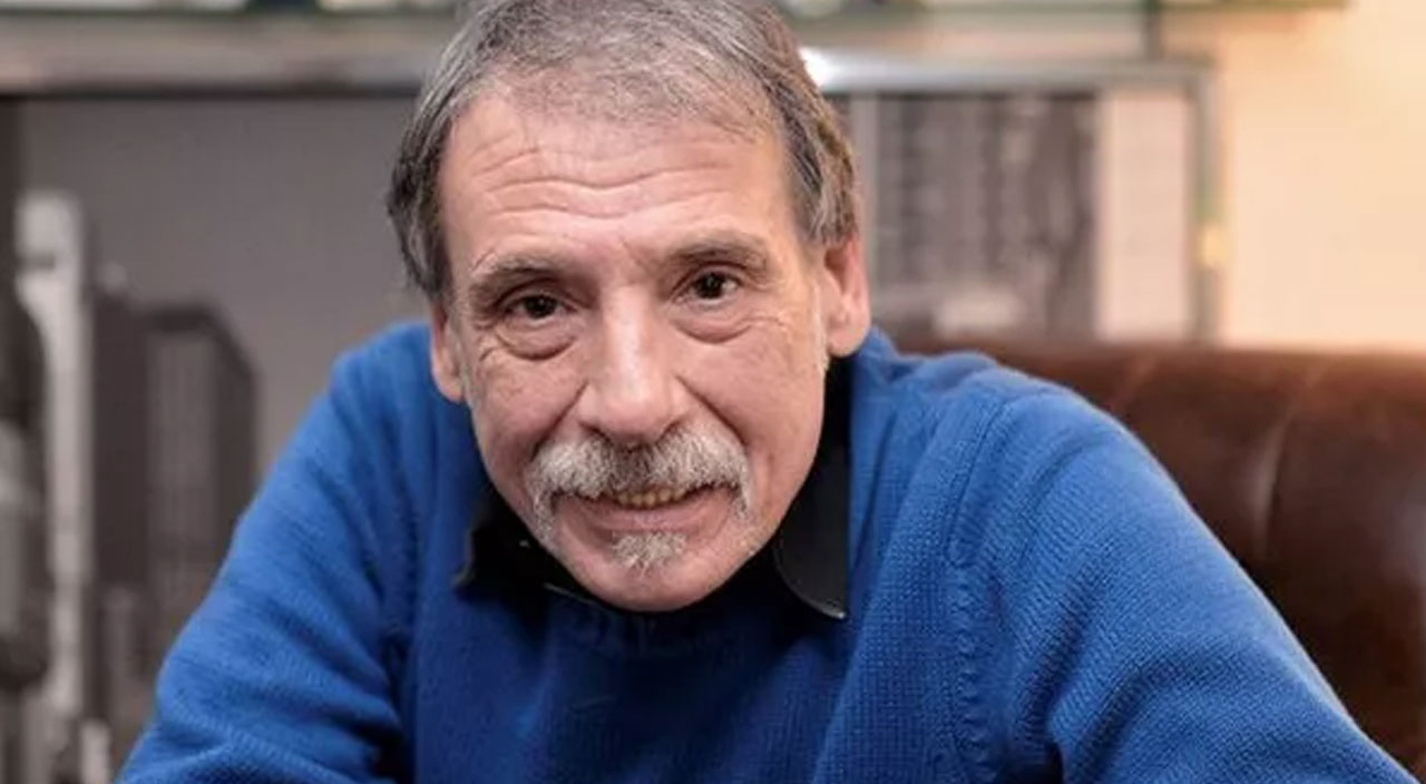 Cihan Canova çocukluk fotoğrafını paylaştı: Ben 17 yaşındayken