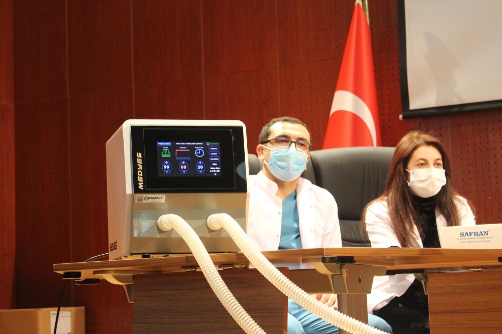 Koronavirüs hastaları milli cihaz ile daha kolay nefes alacak
