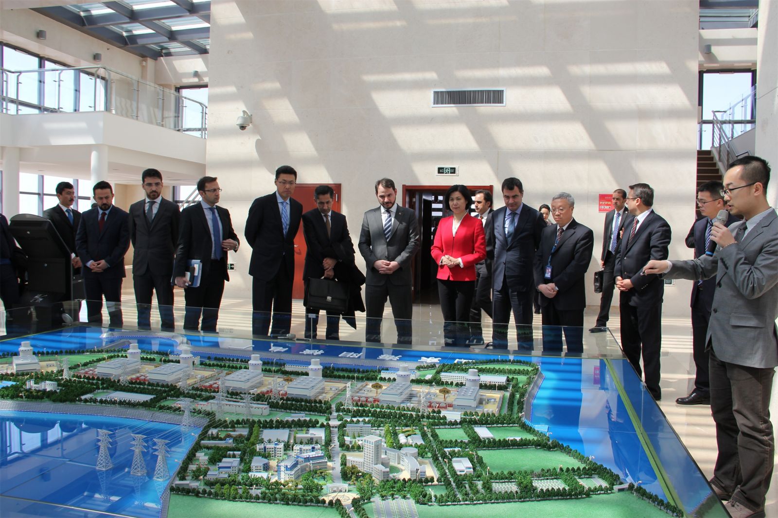 Üçüncü nükleer santrale talip olan Çinliler hazır