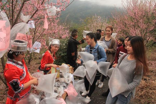 Çin'de köylüler şehirlilere 'temiz hava' satıyor